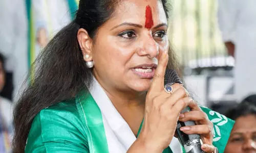 KCR की बेटी कविता बीआरएस से सस्पेंड, पार्टी विरोधी गतिविधि में शामिल होने का आरोप
