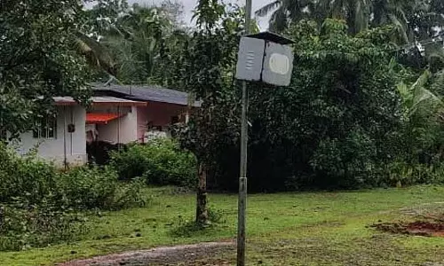 Byndoor : स्ट्रीट लाइटों का अनुचित रखरखाव Byndoor : स्ट्रीट लाइटों का अनुचित रखरखाव