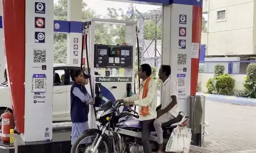 UP का सख्त सड़क सुरक्षा अभियान नोएडा और गाजियाबाद में भी लागू