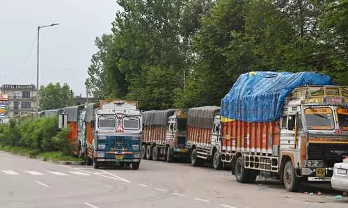 Kiratpur-Manali राजमार्ग अवरुद्ध, 1,500 वाहन फंसे
