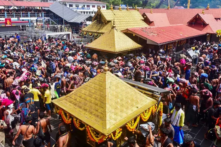 Kerala : देवस्वओम ने सबरीमाला में महिलाओं के प्रवेश के समर्थन में अपने रुख की समीक्षा के संकेत दिए