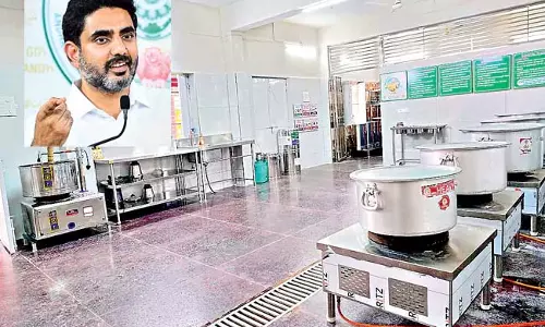 Andhra : नारा लोकेश ने उन्नत स्मार्ट किचन लॉन्च किया Andhra : नारा लोकेश ने उन्नत स्मार्ट किचन लॉन्च किया
