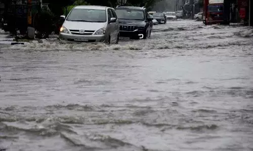Ludhiana कोर्ट परिसर में भारी बारिश के कारण न्यायिक कार्य ठप