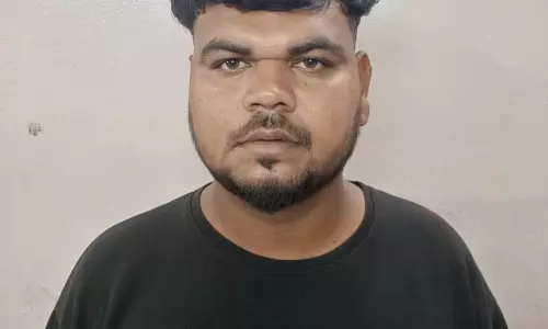 शराब पीने के लिए पैसे की मांग कर मारपीट, फरार आरोपी अरेस्ट