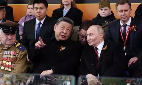 Xi ने पश्चिम को अस्थिर करने के लिए उथल-पुथल की धुरी बनाई Xi ने पश्चिम को अस्थिर करने के लिए उथल-पुथल की धुरी बनाई