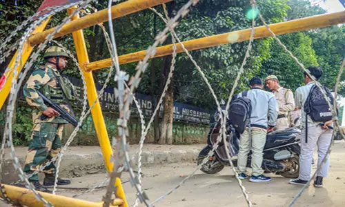 सितंबर में प्रस्तावित VVIP दौरे की तैयारी कर रही मणिपुर सरकार सितंबर में प्रस्तावित VVIP दौरे की तैयारी कर रही मणिपुर सरकार