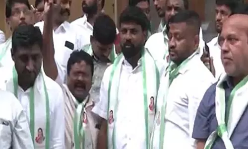 BRS MLC के कविता के निलंबन का समर्थकों ने किया विरोध, इसे अन्याय बताया