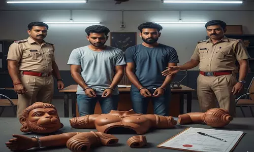 शराब के नशे में हनुमान प्रतिमाओं को क्षतिग्रस्त करने वाले दो युवक गिरफ्तार