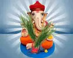 Ganpati 21 Durva Significance: जानें गणपति को 21 दूर्वा चढ़ाने का रहस्य Ganpati 21 Durva Significance: जानें गणपति को 21 दूर्वा चढ़ाने का रहस्य