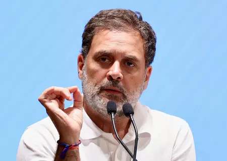 कांग्रेस नेता राहुल गांधी ने बाढ़ प्रभावित राज्यों के लिए तत्काल राहत पैकेज की मांग की कांग्रेस नेता राहुल गांधी ने बाढ़ प्रभावित राज्यों के लिए तत्काल राहत पैकेज की मांग की