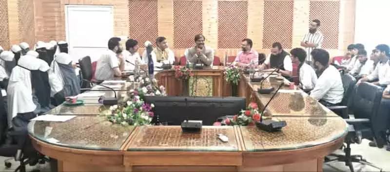 सीयूके के शिक्षा स्कूल ने करियर परामर्श सत्र आयोजित किया सीयूके के शिक्षा स्कूल ने करियर परामर्श सत्र आयोजित किया