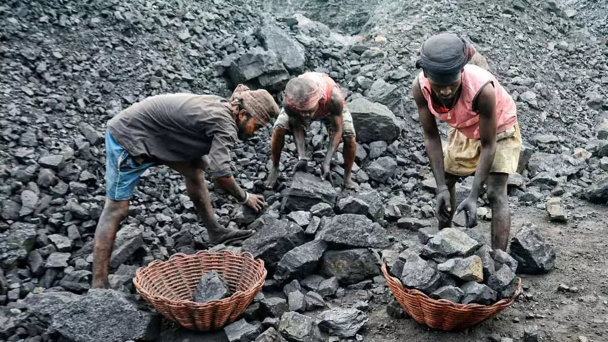 अगस्त में कोयला उत्पादन 14.43 MT, प्रेषण बढ़कर 15.07 MT पहुंचा अगस्त में कोयला उत्पादन 14.43 MT, प्रेषण बढ़कर 15.07 MT पहुंचा