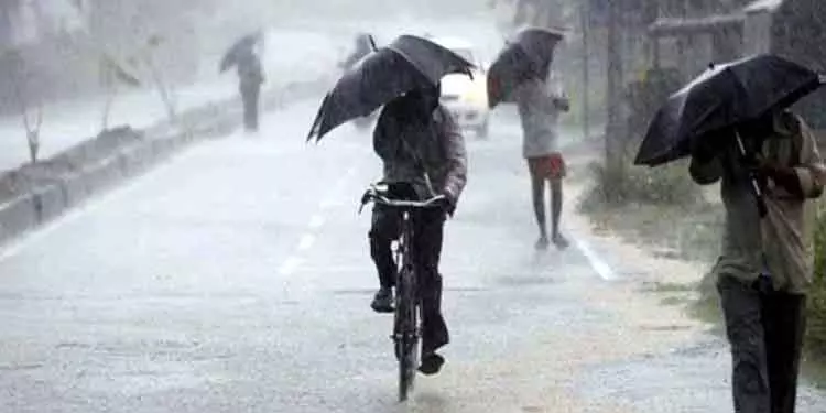 सेनगोट्टैयन की शशिकला से मुलाकात से एकता की चर्चा तेज सेनगोट्टैयन की शशिकला से मुलाकात से एकता की चर्चा तेज