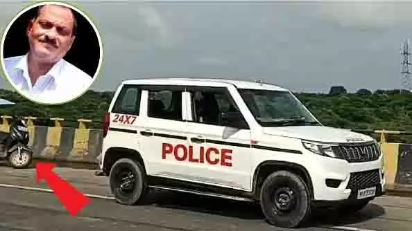 Gwalior : व्यापारी लापता सिंध नदी पुल के पास मिला स्कूटर Gwalior : व्यापारी लापता सिंध नदी पुल के पास मिला स्कूटर