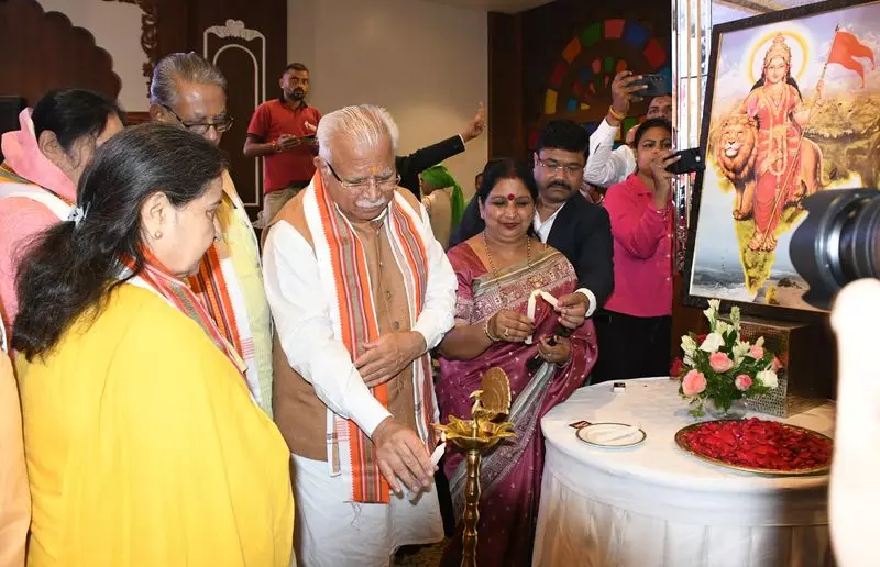 Karnal में 21 राज्यों के 70 महापौरों ने शहरी स्थानीय निकायों के समक्ष चुनौतियों और अवसरों पर विचार-विमर्श किया Karnal में 21 राज्यों के 70 महापौरों ने शहरी स्थानीय निकायों के समक्ष चुनौतियों और अवसरों पर विचार-विमर्श किया