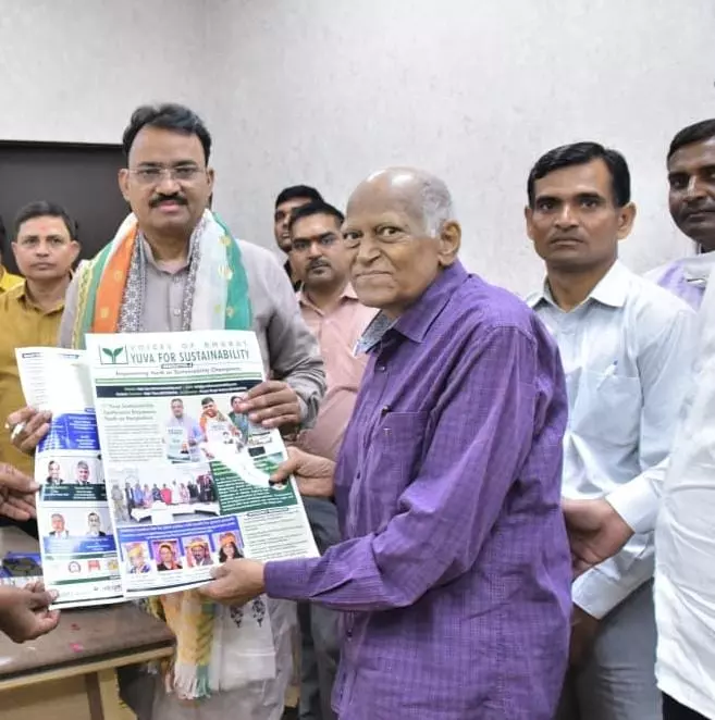 Jaipur: उप मुख्यमंत्री बैरवा ने वॉयसेज़ ऑफ भारत: युवा फॉर सस्टेनेबिलिटी Jaipur: उप मुख्यमंत्री बैरवा ने वॉयसेज़ ऑफ भारत: युवा फॉर सस्टेनेबिलिटी