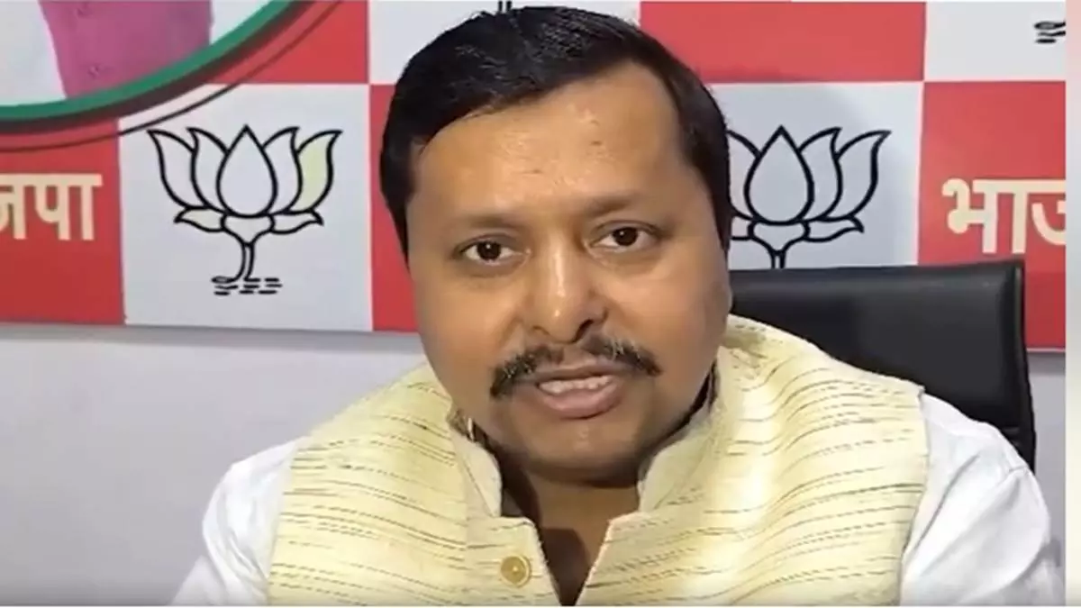 नितिन नवीन: PM मोदी की मां पर अपमानजनक टिप्पणी के खिलाफ बिहार की जनता लेगी बदला नितिन नवीन: PM मोदी की मां पर अपमानजनक टिप्पणी के खिलाफ बिहार की जनता लेगी बदला