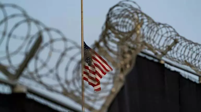 U.S. अदालत ने असुरक्षित ग्वाटेमाला के नाबालिगों के निर्वासन पर रोक लगाई U.S. अदालत ने असुरक्षित ग्वाटेमाला के नाबालिगों के निर्वासन पर रोक लगाई