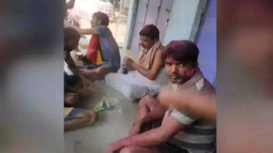 Odisha: हेडमास्टर निलंबित, नशे में स्कूल आने का आरोप Odisha: हेडमास्टर निलंबित, नशे में स्कूल आने का आरोप