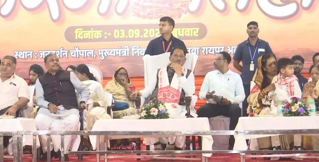 रायपुर में करमा तिहार: मुख्यमंत्री विष्णुदेव साय हुए शामिल रायपुर में करमा तिहार: मुख्यमंत्री विष्णुदेव साय हुए शामिल