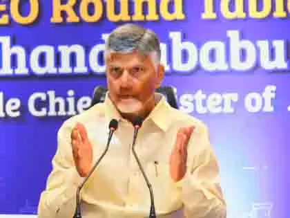 आंध्र प्रदेश के CM नायडू ने राज्य में यूरिया की कमी से इनकार किया आंध्र प्रदेश के CM नायडू ने राज्य में यूरिया की कमी से इनकार किया