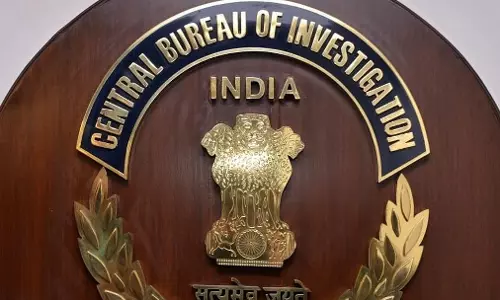 जीएसटी खुफिया विभाग के ईमानदार अधिकारी को रिश्वत दे रहे थे दो लोग, CBI ने दबोचा