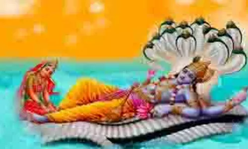 Parivartini Ekadashi 2025: जीवन में चल रही है उथल-पुथल, परिवर्तिनी एकादशी पर किया गया ये खास दान देगा राहत