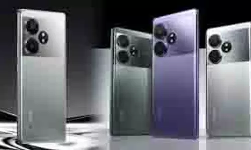 Realme : स्मार्टफोन हुआ लॉन्च, 6 सितंबर को पहली सेल Realme : स्मार्टफोन हुआ लॉन्च, 6 सितंबर को पहली सेल