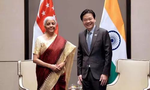 वित्त मंत्री सीतारमण ने सिंगापुर PM से मुलाकात, रणनीतिक साझेदारी पर चर्चा