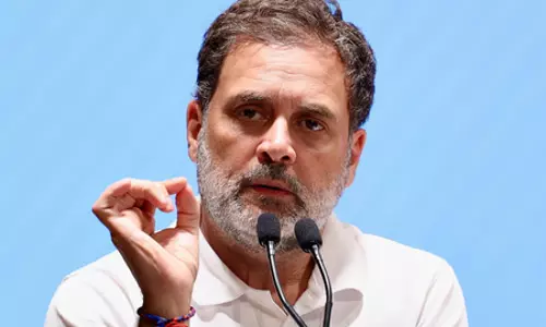 कांग्रेस नेता राहुल गांधी ने बाढ़ प्रभावित राज्यों के लिए तत्काल राहत पैकेज की मांग की