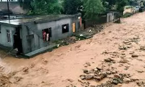Kathua: भारी बारिश से बसोहली और बिलावर प्रभावित Kathua: भारी बारिश से बसोहली और बिलावर प्रभावित