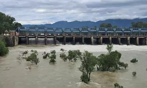 भाखड़ा, पौंग बांधों से और पानी छोड़ा गया, केंद्र ने बाढ़ प्रभावित Punjab में मंत्री भेजे भाखड़ा, पौंग बांधों से और पानी छोड़ा गया, केंद्र ने बाढ़ प्रभावित Punjab में मंत्री भेजे