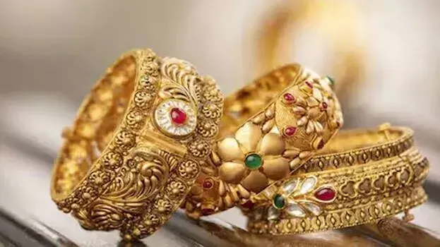 सोने की कीमत में उछाल, 78,000 रुपये प्रति गिनी के पार; कीमत में बड़ा बदलाव सोने की कीमत में उछाल, 78,000 रुपये प्रति गिनी के पार; कीमत में बड़ा बदलाव
