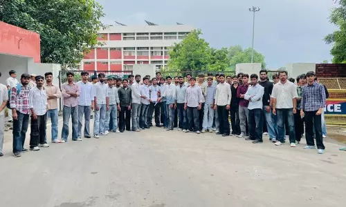 Sirsa विश्वविद्यालय के छात्रों ने मर्सी चांस परीक्षा शुल्क में 10 गुना वृद्धि का विरोध किया