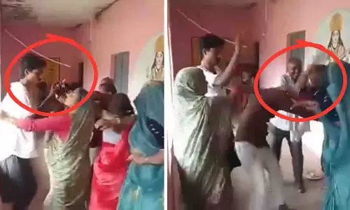 Chhatarpur: शराबियों ने स्कूल में हंगामा किया, शिक्षकों पर हमला किया Chhatarpur: शराबियों ने स्कूल में हंगामा किया, शिक्षकों पर हमला किया