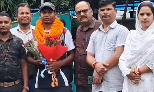 पैरा आर्म रेसलिंग विजेता सुंदर सिंह का हुआ स्वागत पैरा आर्म रेसलिंग विजेता सुंदर सिंह का हुआ स्वागत
