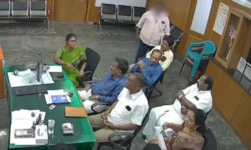 पार्षद का चौंकाने वाला Video Viral