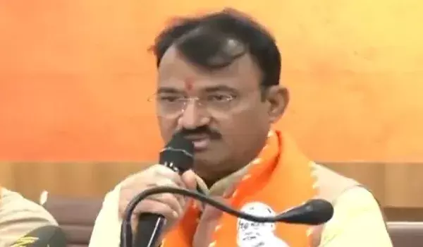 Jaipur: राज्य में शीघ्र आएगी मोटर व्हीकल एग्रीगेटर पॉलिसी- उप मुख्यमंत्री Jaipur: राज्य में शीघ्र आएगी मोटर व्हीकल एग्रीगेटर पॉलिसी- उप मुख्यमंत्री
