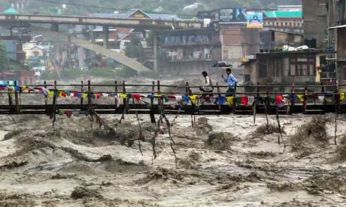 Himachal संकट में, जलवायु परिवर्तन ने देवभूमि पर कहर बरपाया Himachal संकट में, जलवायु परिवर्तन ने देवभूमि पर कहर बरपाया