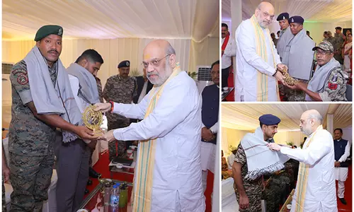 नक्सल विरोधी अभियानों में हमारे सुरक्षा बलों की बहादुरी स्वर्ण अक्षरों में लिखी जाएगी: Amit Shah नक्सल विरोधी अभियानों में हमारे सुरक्षा बलों की बहादुरी स्वर्ण अक्षरों में लिखी जाएगी: Amit Shah