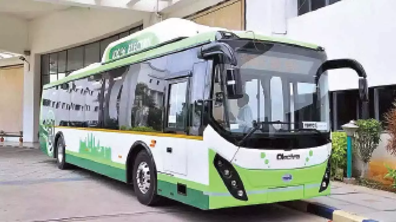 TGSRTC आईटी कॉरिडोर बेड़े में 275 इलेक्ट्रिक बसें जोड़ेगा