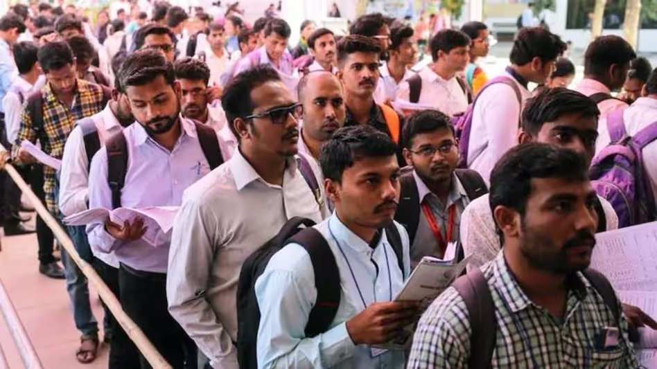 Tripura में बेरोजगारी दर में लगातार गिरावट दर्ज की गई Tripura में बेरोजगारी दर में लगातार गिरावट दर्ज की गई