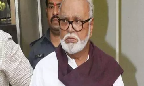 Chhagan Bhujbal ने कैबिनेट बैठक का बहिष्कार किया, एनसीपी ने तत्काल सत्र बुलाया