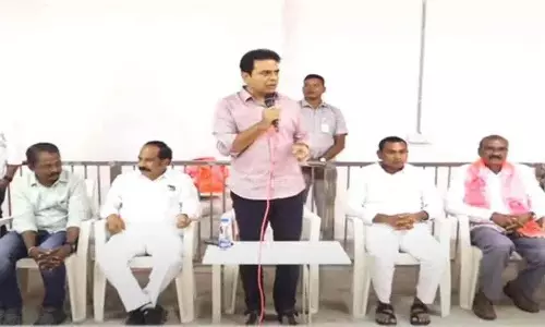 कांग्रेस के दंडुपालयम बैच.. केटीआर की मार्मिक टिप्पणियाँ