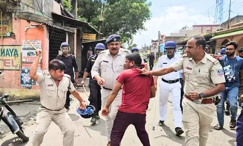 Salanpur में 17 घंटे की नाकेबंदी, पुलिस ने किया लाठीचार्ज, तुलकलाम Salanpur में 17 घंटे की नाकेबंदी, पुलिस ने किया लाठीचार्ज, तुलकलाम