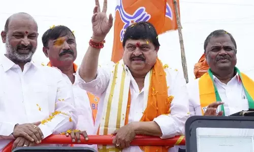 बीजेपी प्रदेश अध्यक्ष एन रामचंदर राव का आरोप – जनता के बीच जाने से कतरा रहे कांग्रेस नेता बीजेपी प्रदेश अध्यक्ष एन रामचंदर राव का आरोप – जनता के बीच जाने से कतरा रहे कांग्रेस नेता