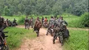 Jharkhand Encounter: सुरक्षा बलों और नक्सलियों के बीच मुठभेड़ में 2 सुरक्षाकर्मी शहीद Jharkhand Encounter: सुरक्षा बलों और नक्सलियों के बीच मुठभेड़ में 2 सुरक्षाकर्मी शहीद