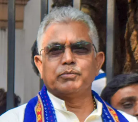 हमारा देश आर्थिक रूप से मजबूत है : दिलीप घोष हमारा देश आर्थिक रूप से मजबूत है : दिलीप घोष