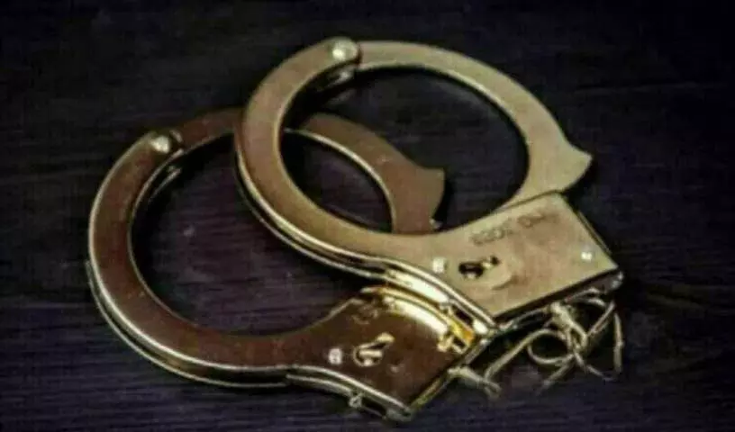 Medchal में 2.5 लाख रुपये की आवास धोखाधड़ी के आरोप में महिला कर्मचारी गिरफ्तार Medchal में 2.5 लाख रुपये की आवास धोखाधड़ी के आरोप में महिला कर्मचारी गिरफ्तार