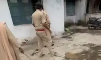 SECL कॉलोनी पहुंची थी दो कॉलगर्ल, पकड़े गए कर्मचारी SECL कॉलोनी पहुंची थी दो कॉलगर्ल, पकड़े गए कर्मचारी